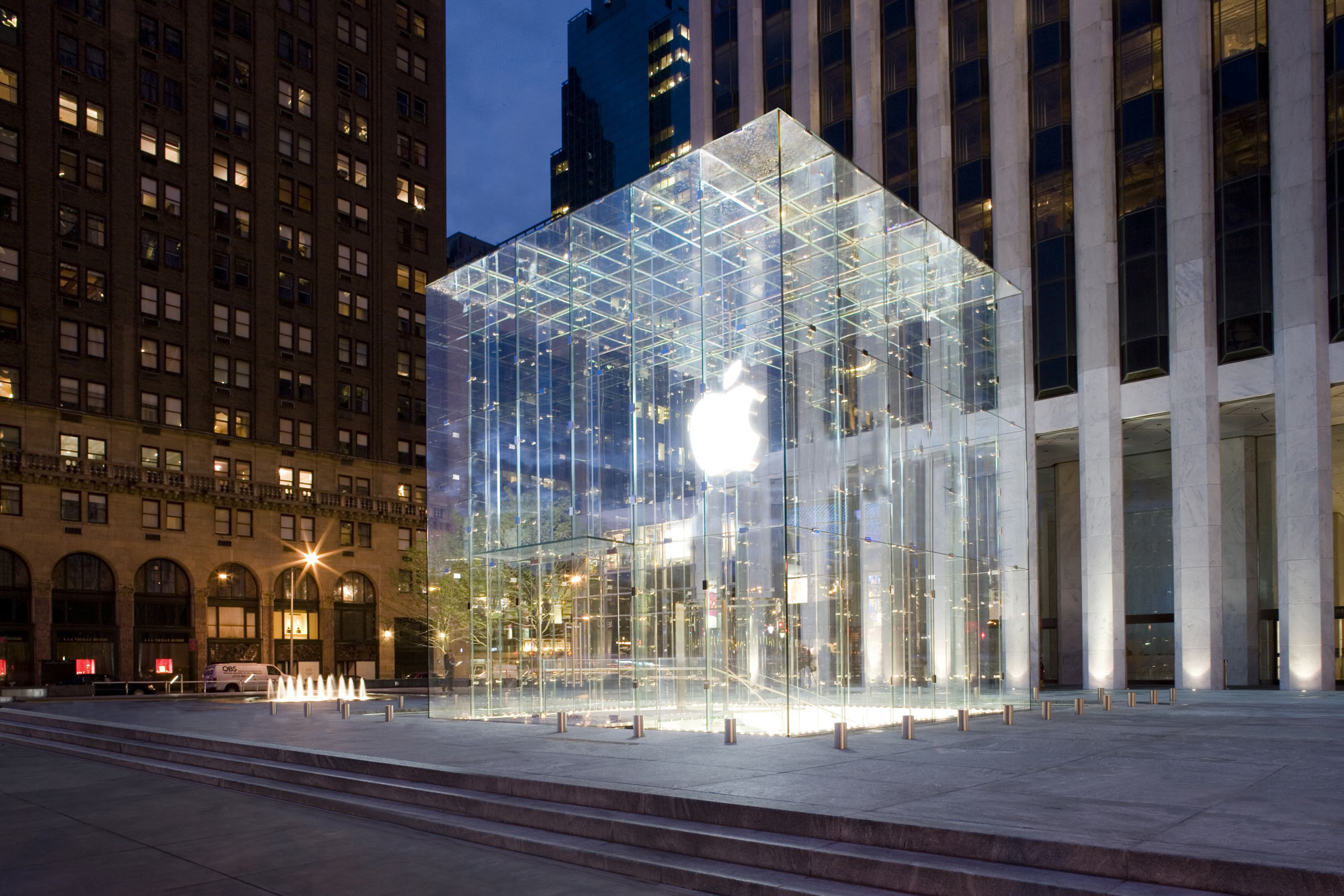 apple_store_nyc.jpg