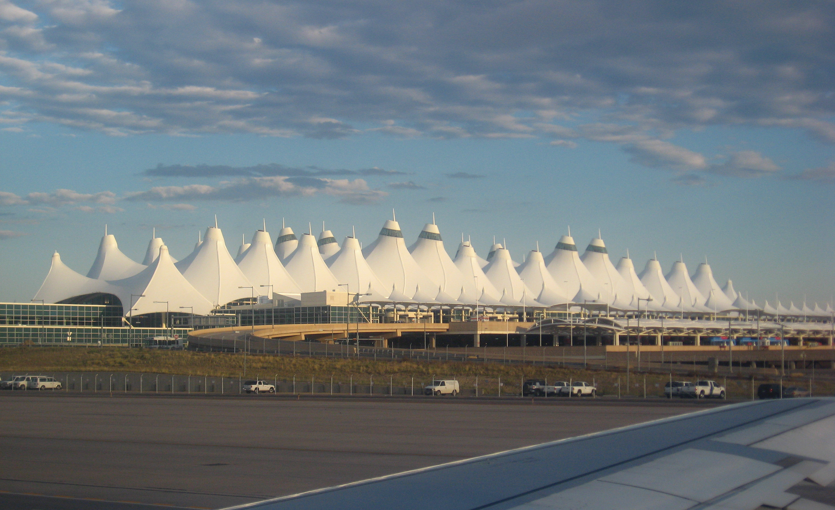 denver_airport.jpg